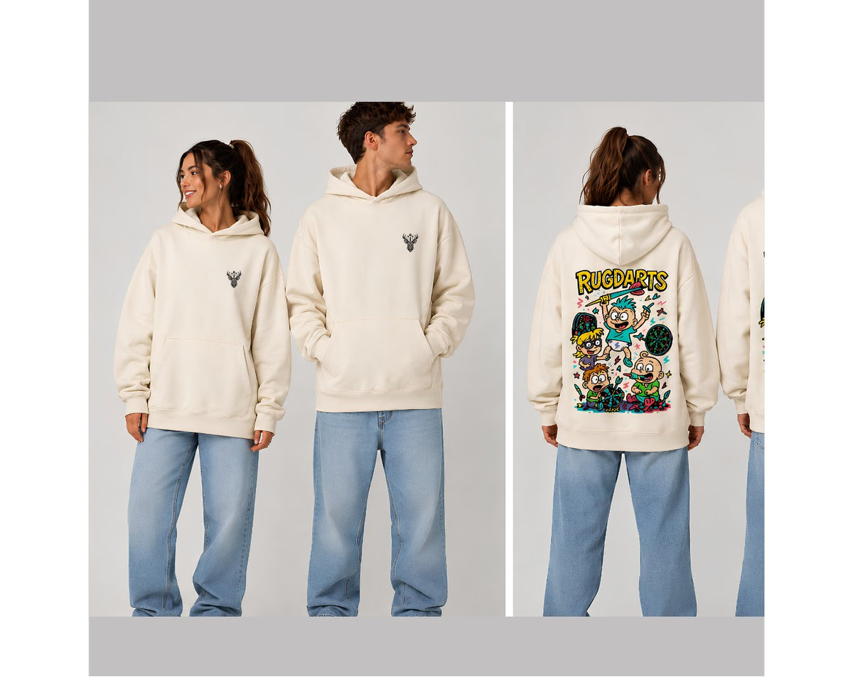 Sudadera oversize de dardos Rugdarts beige: logo de CIERVAS delante y el diseño de bebés con dardos detrás